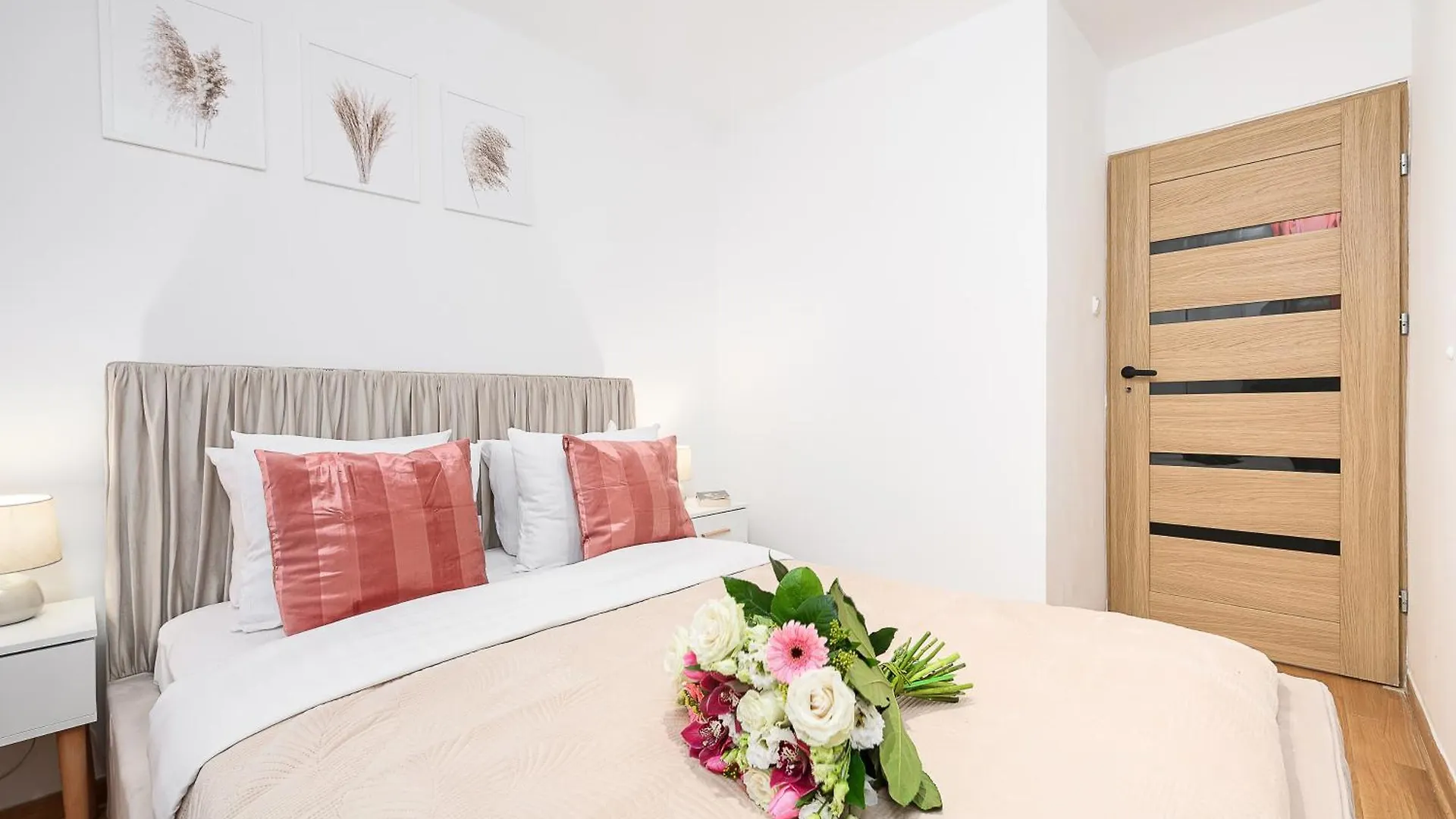 Lumina Apartment Opposite The Palace Of Culture And Science وارسو بولندا