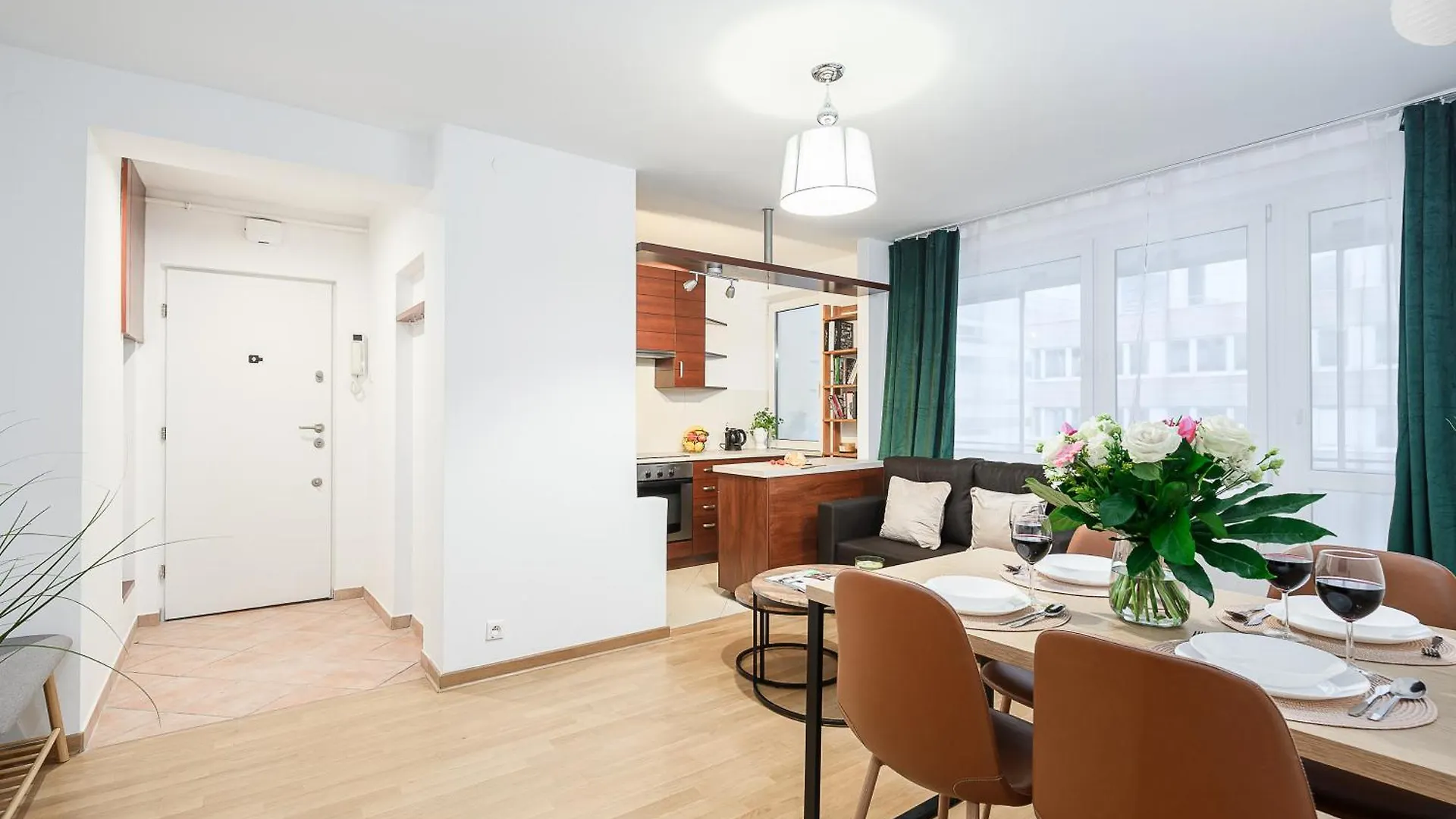 Lumina Apartment Opposite The Palace Of Culture And Science وارسو