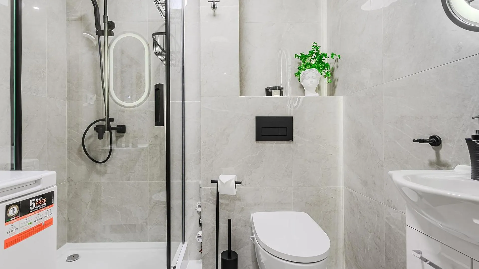 Lumina Apartment Opposite The Palace Of Culture And Science Warszawa Polen